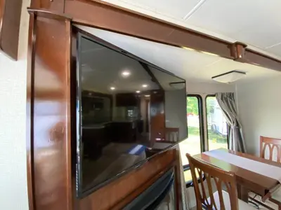 2019 Forest River RV Georgetown XL photo 22