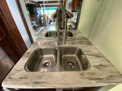 2019 Forest River RV Georgetown XL photo 34