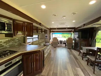 2019 Forest River RV Georgetown XL photo 16