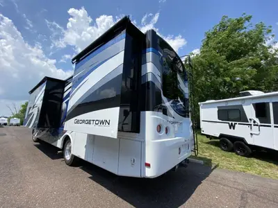 2019 Forest River RV Georgetown XL photo 8