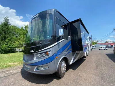 2019 Forest River RV Georgetown XL photo 4