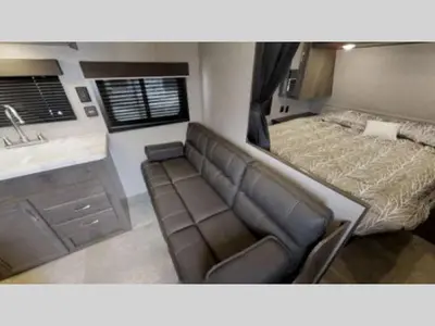 2020 Jayco Jay Flight SLX 8 photo 3