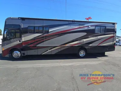 2013 Winnebago Adventurer photo 12