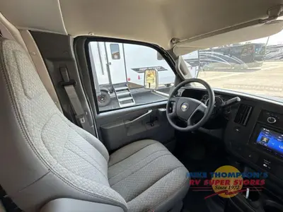 2027 Thor Motor Coach Chateau photo 11