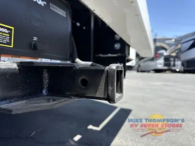 2027 Thor Motor Coach Chateau photo 38
