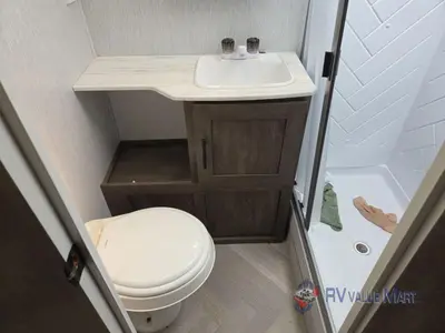 2022 Forest River RV Wildwood X-Lite photo 24