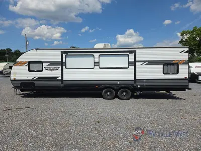 2022 Forest River RV Wildwood X-Lite photo 5