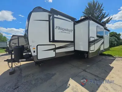 2024 Forest River RV Flagstaff Super Lite photo 2