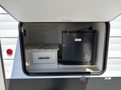 2027 Shasta RVs Shasta photo 11