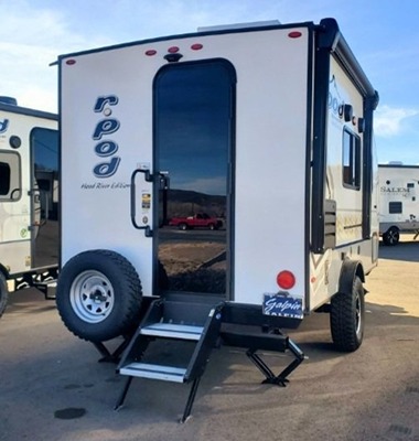 2022 FOREST RIVER R-POD photo 4