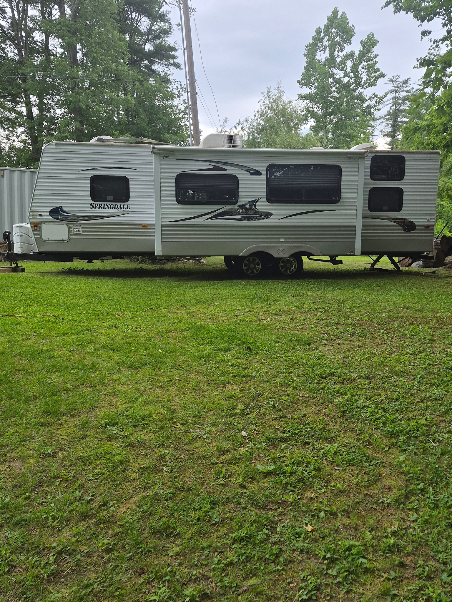 2012 KEYSTONE SPRINGDALE SSR exterior