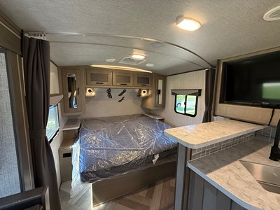 2021 CRUISER RV CORP TWILIGHT SIGNATURE photo 4