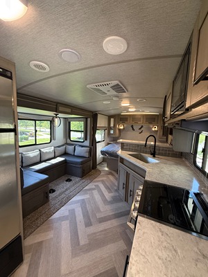 2021 CRUISER RV CORP TWILIGHT SIGNATURE photo 5