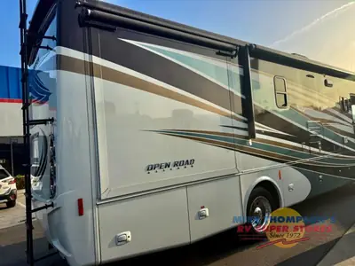 2018 Tiffin Motorhomes Allegro photo 5