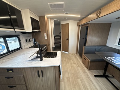 Used 2025 Keystone Passport SL 229BH