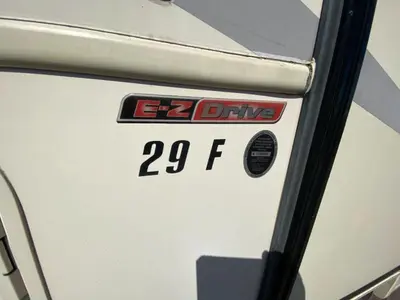 2020 Entegra Coach Vision photo 13