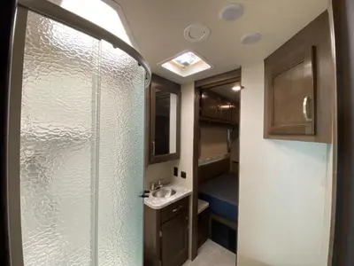 2020 Entegra Coach Vision photo 40