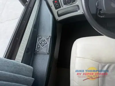 2023 Coachmen RV Pursuit photo 11