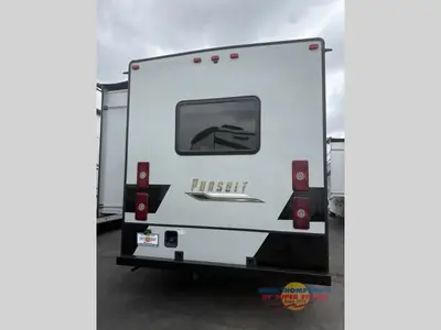 2023 Coachmen RV Pursuit photo 4