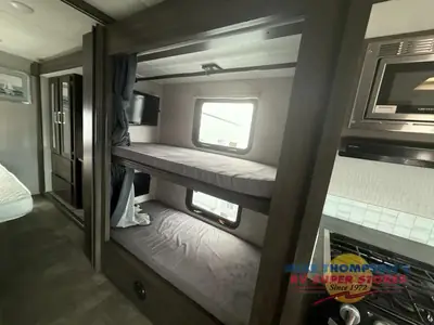 2023 Coachmen RV Pursuit photo 25