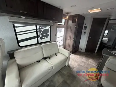 2023 Coachmen RV Pursuit photo 15
