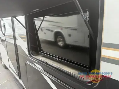 2023 Coachmen RV Pursuit photo 8