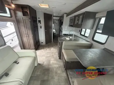 2023 Coachmen RV Pursuit photo 13