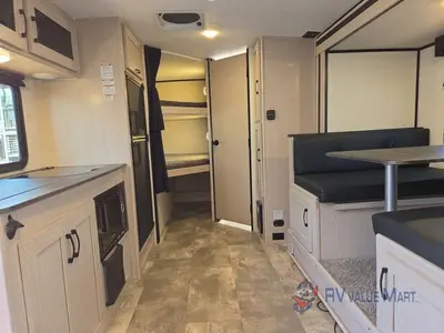 2022 Coachmen RV Apex photo 18