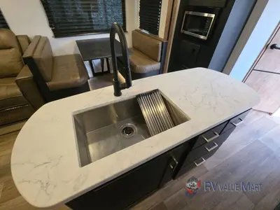 2023 Keystone RV Outback Ultra Lite photo 16