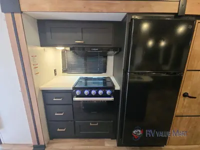 2023 Keystone RV Outback Ultra Lite photo 17
