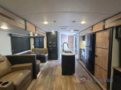 2023 Keystone RV Outback Ultra Lite photo 10