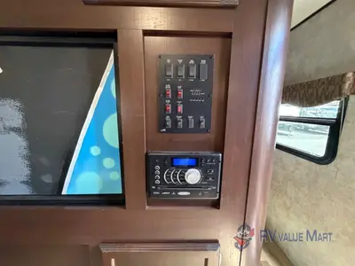 2016 Winnebago Industries Towables Ultralite photo 20