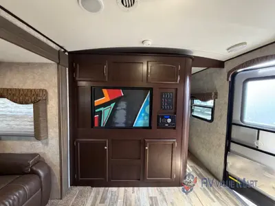 2016 Winnebago Industries Towables Ultralite photo 10
