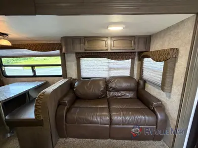 2016 Winnebago Industries Towables Ultralite photo 11