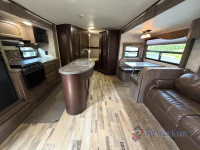 2016 Winnebago Industries Towables Ultralite photo 9