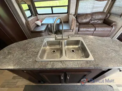 2016 Winnebago Industries Towables Ultralite photo 16