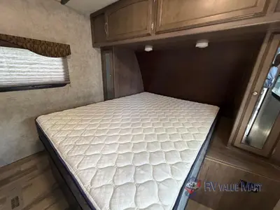 2016 Winnebago Industries Towables Ultralite photo 25