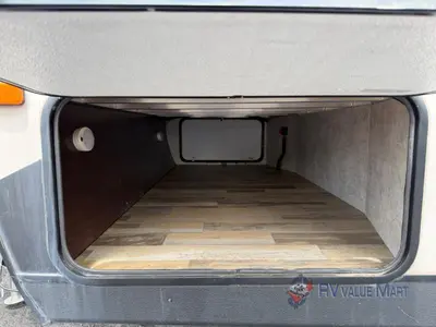 2016 Winnebago Industries Towables Ultralite photo 7