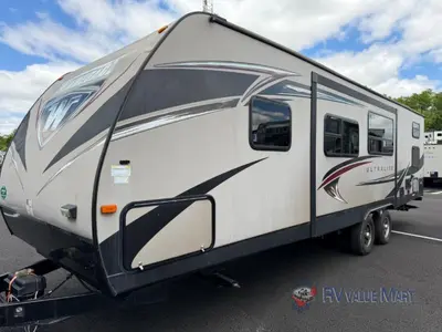 2016 Winnebago Industries Towables Ultralite photo 3