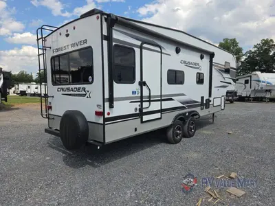 2025 Prime Time RV Crusader photo 8