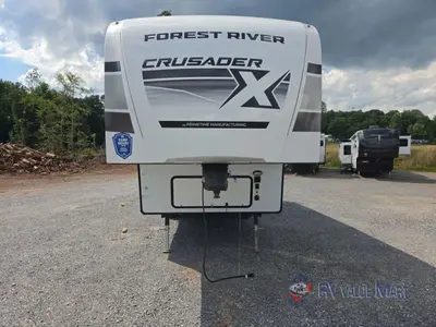 2025 Prime Time RV Crusader photo 3