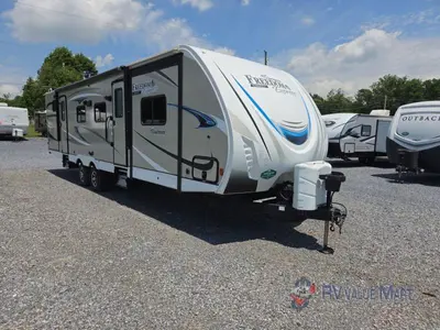 2024 Coachmen RV Freedom Express Liberty Edition photo 2