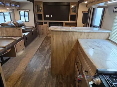 2024 Coachmen RV Freedom Express Liberty Edition photo 19