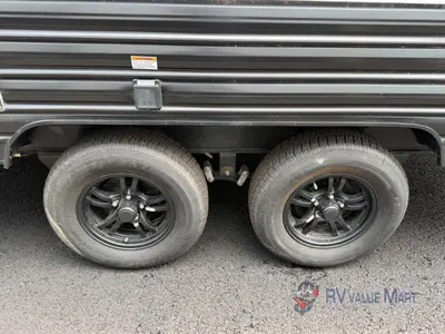 2021 Forest River RV Cherokee Grey Wolf photo 5