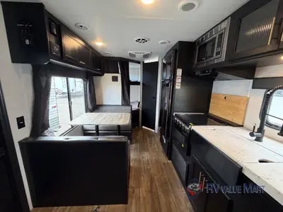 2021 Forest River RV Cherokee Grey Wolf photo 9
