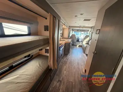 2024 Thor Motor Coach Hurricane photo 26