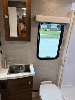 2021 WINNEBAGO VIEW photo 6