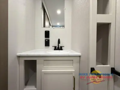 2027 Grand Design Transcend One photo 25