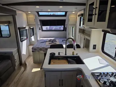 2027 Coachmen RV American Sprit photo 17