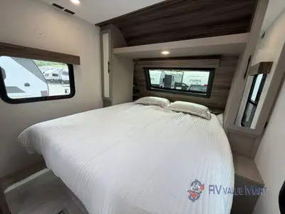 2027 KZ Connect photo 28